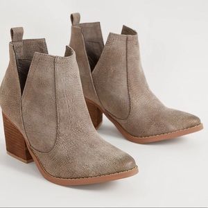 not rated shea ankle boot